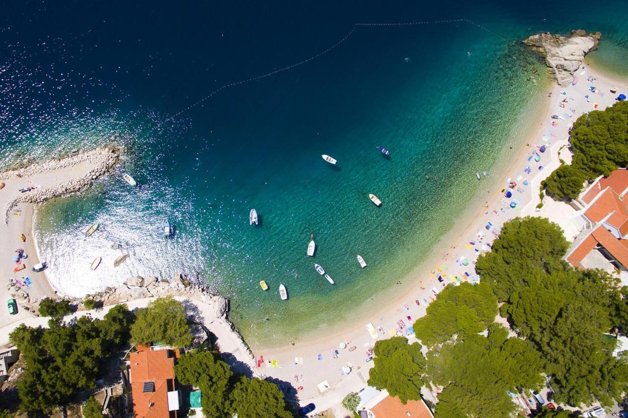 Apartments By The Sea Brela, Makarska - 16065 Luaran gambar